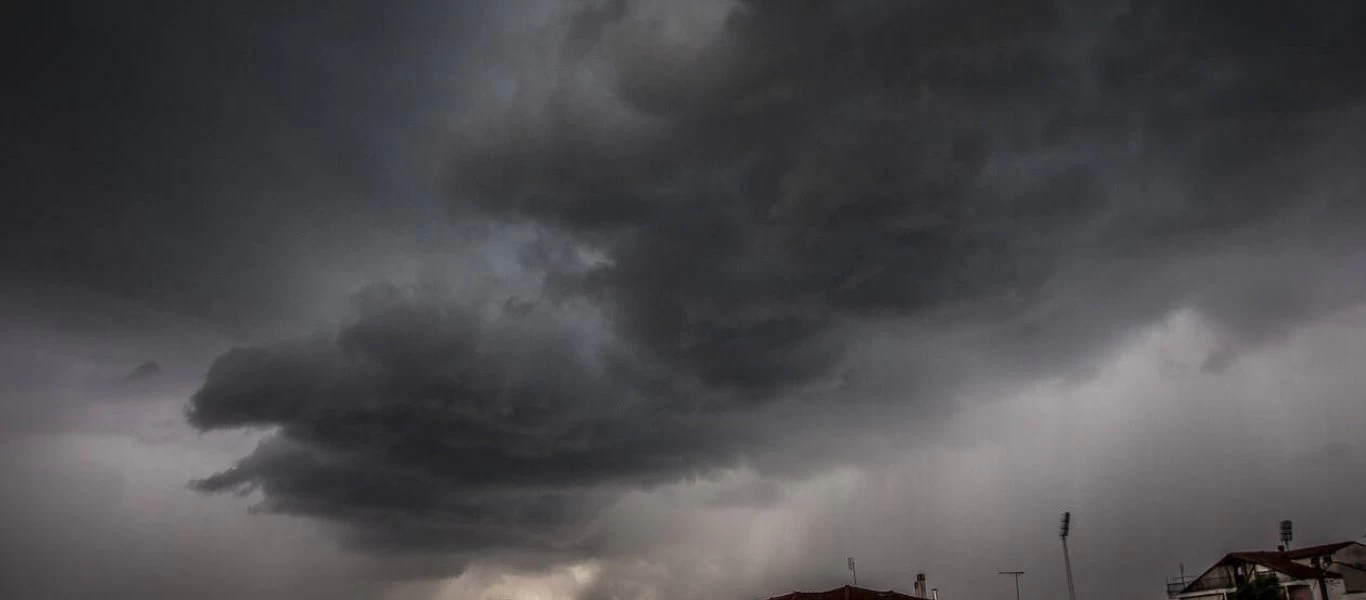 Καιρός: Ανοίγουν πάλι οι ουρανοί - Αυτές τις περιοχές θα «χτυπήσει« η κακοκαιρία